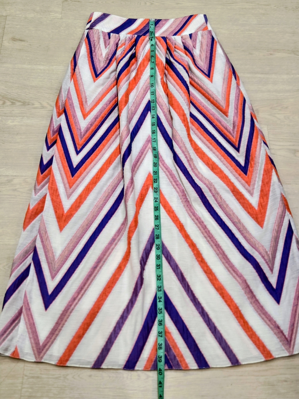 Emporio Armani Chevron Pleated Midi Skirt | Multicolor Textured Cotton Blend | - Picture 13 of 16
